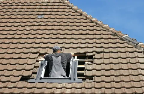 Pose de velux - Montcombroux-les-Mines